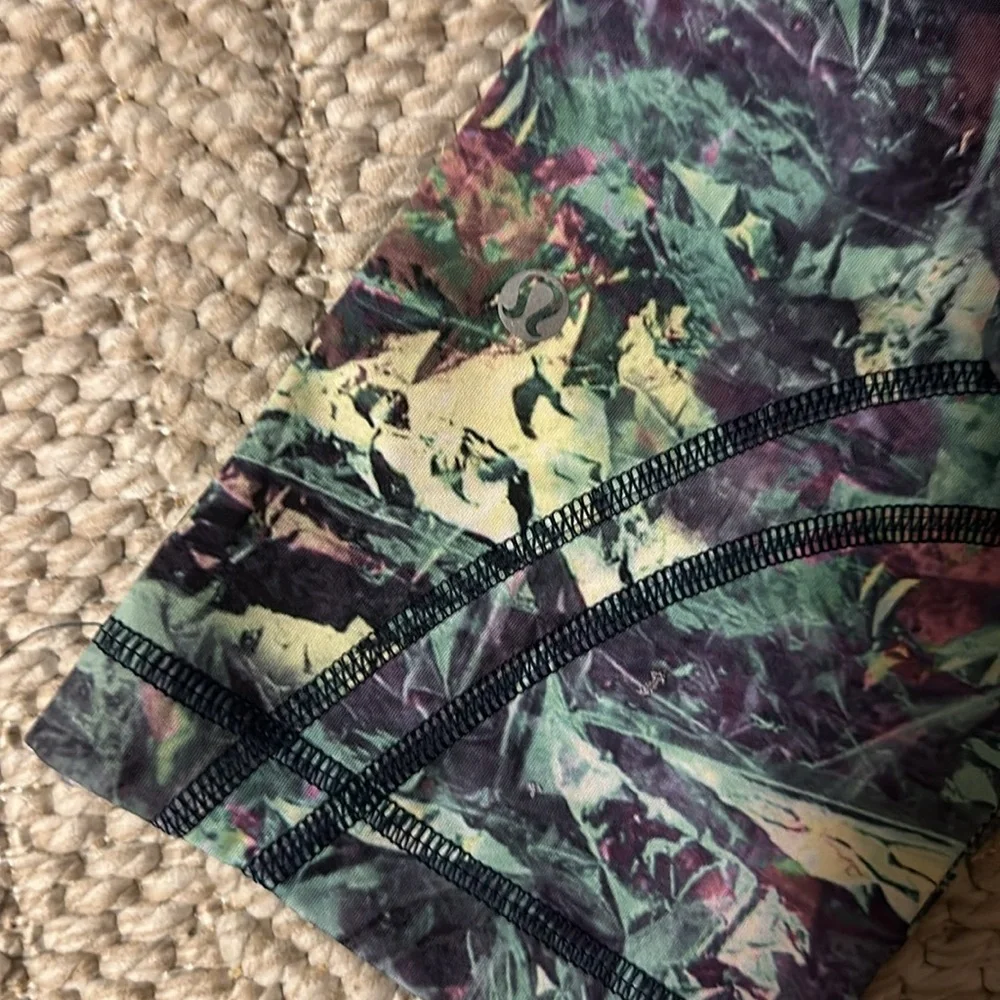 Lululemon tights - Picture 2 of 4